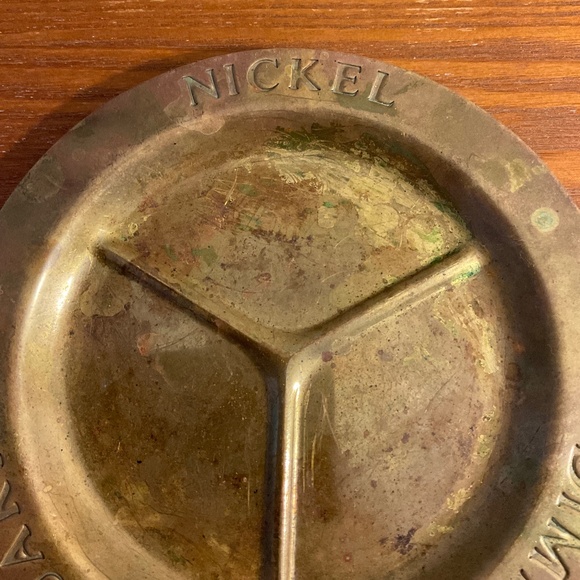 Vintage Brass Divided Coin Dish - Dresser Organizer Plate - Trinket Tray - Picture 5 of 12